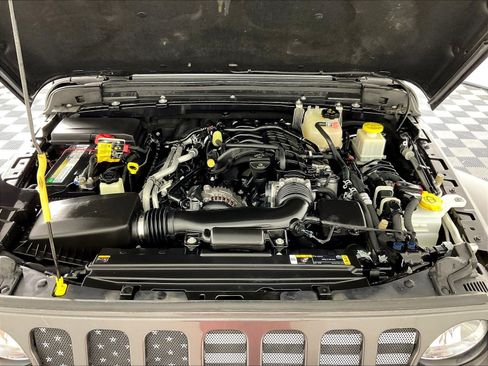 Used 2022 Jeep Gladiator Sport AWD/4WD image 30