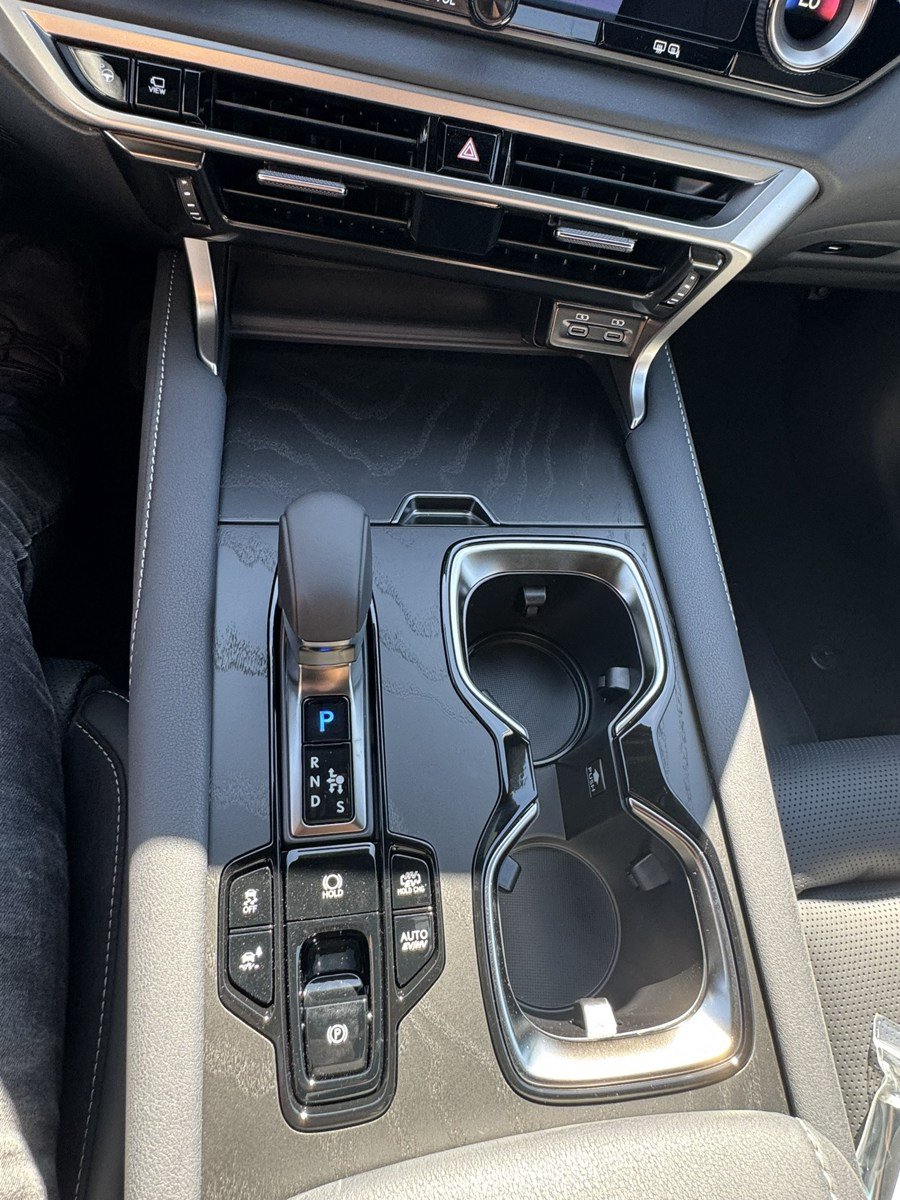 New 2026 Lexus RX 450h AWD w/ Convenience Package image 11