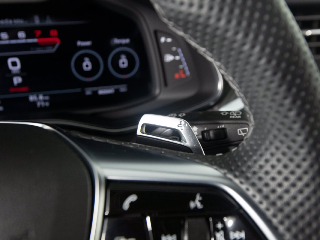 Used 2025 Audi RS 6 performance AWD/4WD image 21