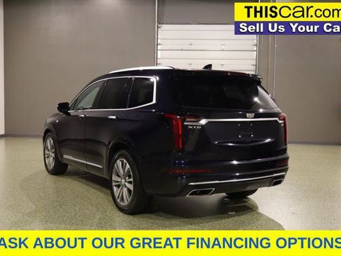 Used 2022 Cadillac XT6 Premium Luxury FWD image 6