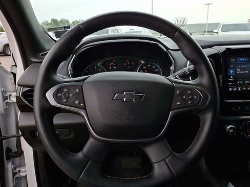Used 2023 Chevrolet Traverse RS image 14