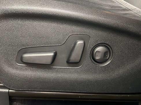 Used 2020 Kia Sorento S AWD/4WD image 27