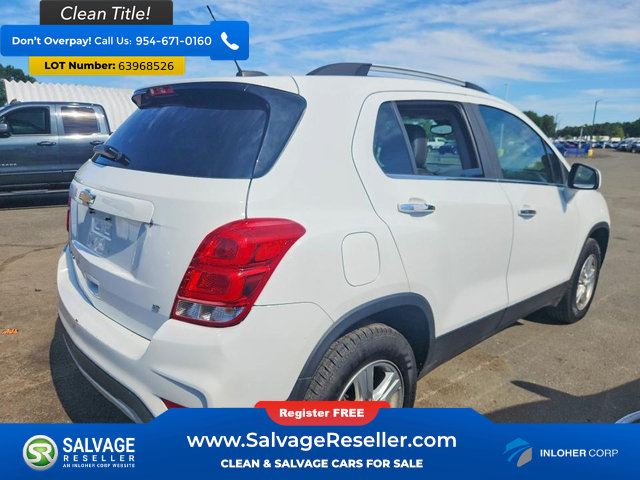 Used 2018 Chevrolet Trax LT w/ LT Convenience Package AWD/4WD image 4