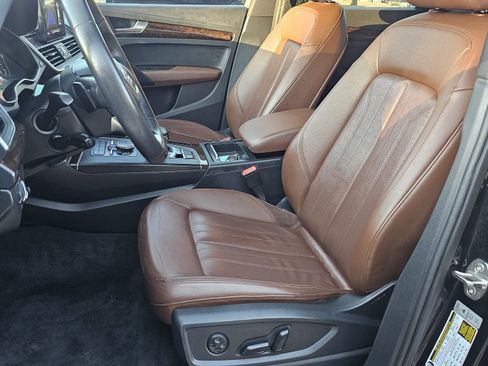 Used 2019 Audi Q5 2.0T Premium w/ Convenience Package image 25