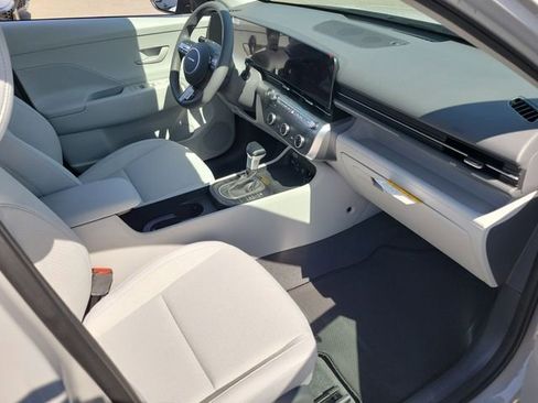 New 2026 Hyundai Kona SE FWD image 21