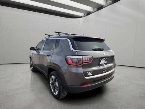 Used 2019 Jeep Compass Limited image 3