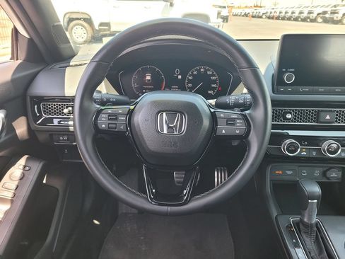Used 2025 Honda Civic Sport image 14