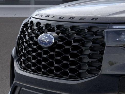 New 2026 Ford Explorer ST-Line w/ Premium Package RWD image 17