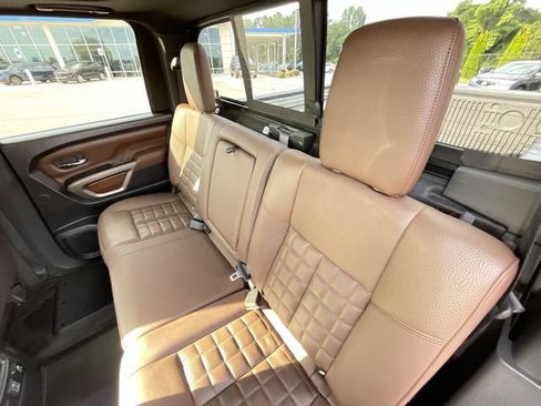 Used 2023 Nissan Titan Platinum Reserve w/ Moonroof Package RWD image 17
