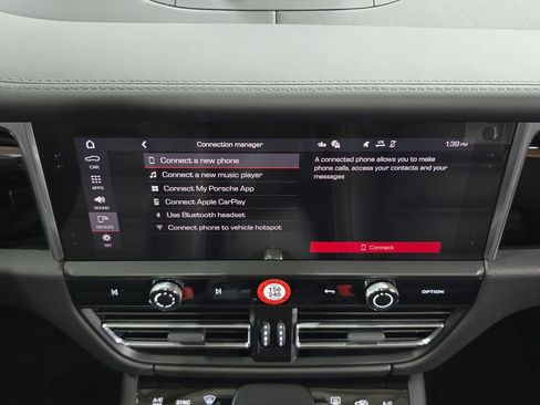 New 2025 Porsche Macan image 17