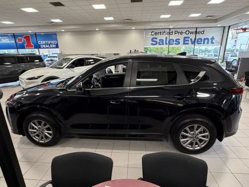 Certified 2025 MAZDA CX-5 AWD 2.5 S w/ Preferred Package image 7
