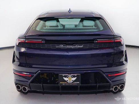 Used 2025 Lamborghini Urus SE AWD/4WD image 8