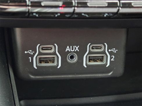 Used 2021 Dodge Durango GT image 21