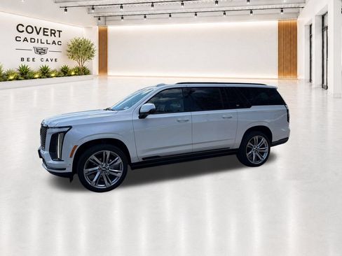 Used 2025 Cadillac Escalade ESV Sport w/ Touring Package AWD/4WD image 6