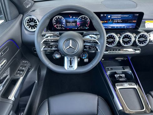 Used 2024 Mercedes-Benz GLB 35 AMG 4MATIC image 16