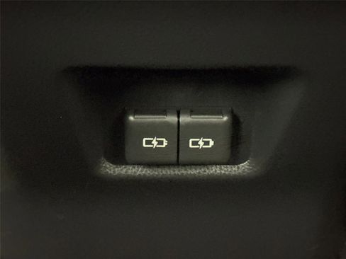 Certified 2022 Toyota RAV4 XLE image 34