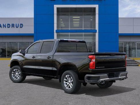 New 2026 Chevrolet Silverado 1500 LT w/ Z71 Off-Road Package image 3