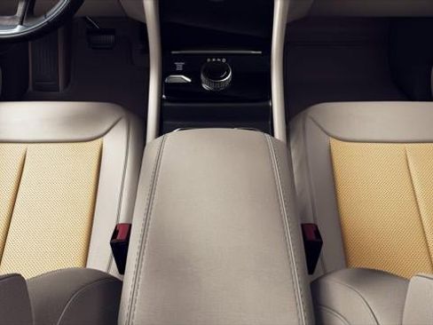 New 2026 Jeep Grand Cherokee L Limited image 13