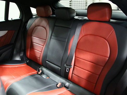 Used 2019 Mercedes-Benz GLC 300 4MATIC Coupe image 30