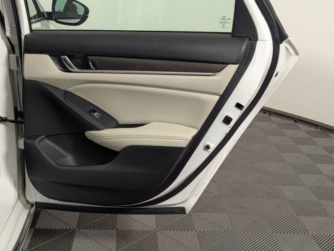 Used 2019 Honda Accord EX-L image 52