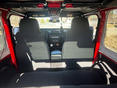 Used 2006 Jeep Wrangler Rubicon image 14