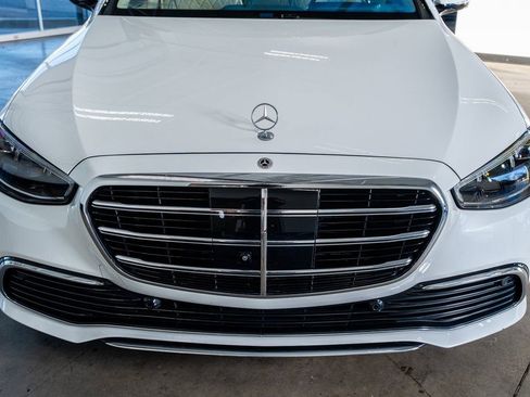 Used 2024 Mercedes-Benz S 580 4MATIC Sedan image 15
