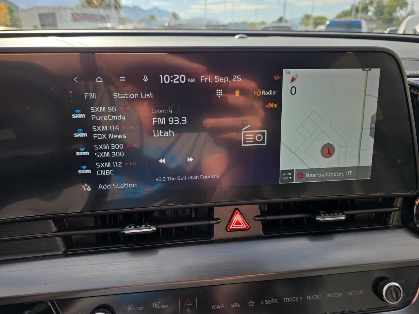 Used 2024 Kia Sportage EX FWD image 11