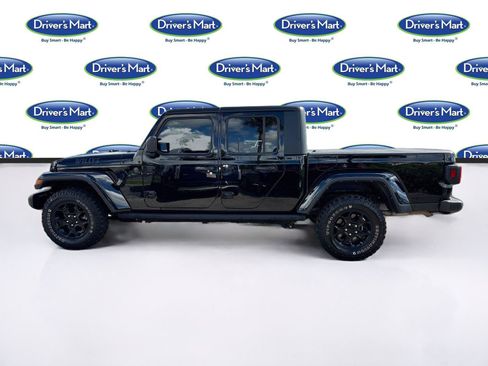 Used 2023 Jeep Gladiator Sport AWD/4WD image 4