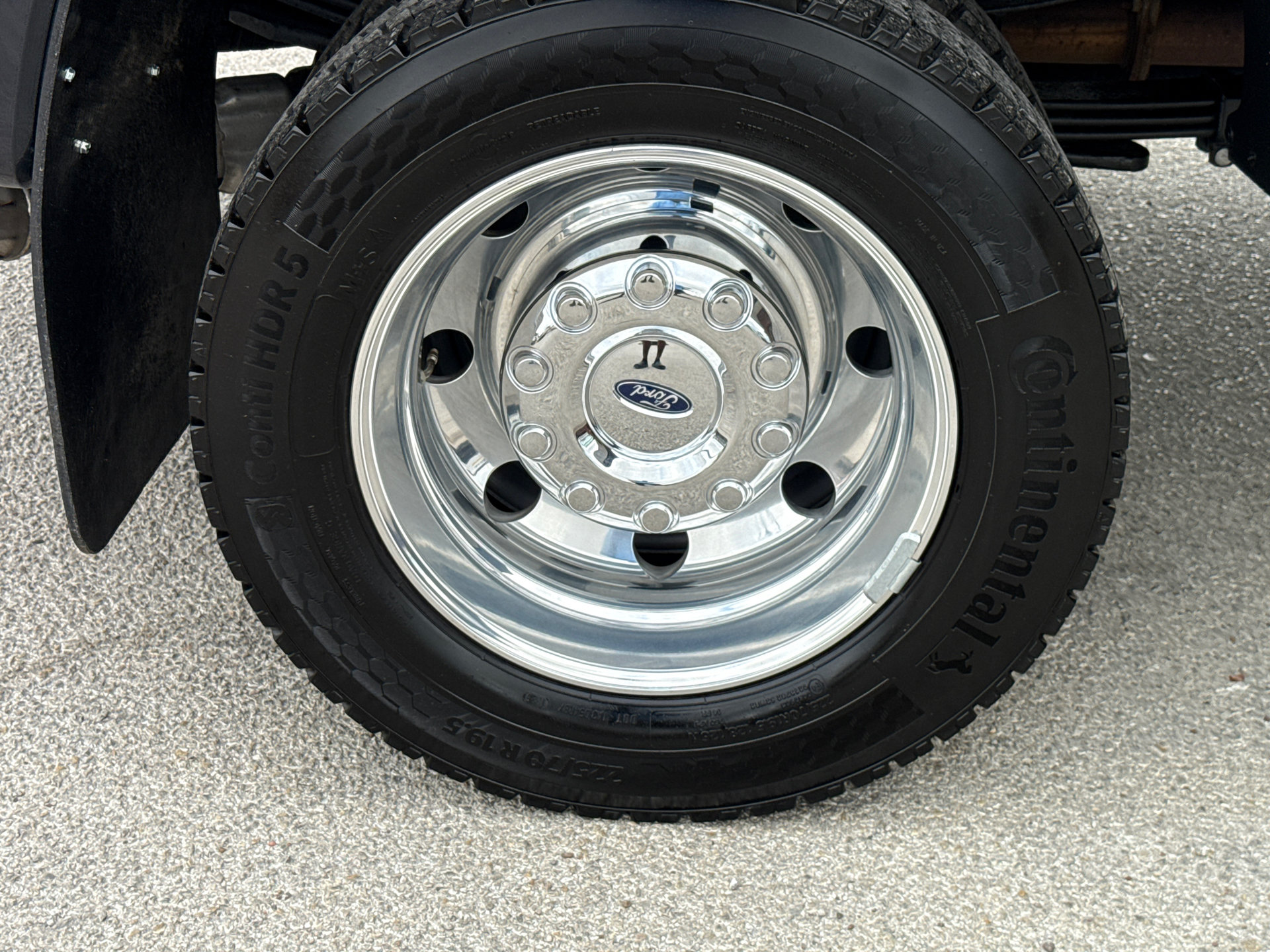 Used 2025 Ford F450 Platinum w/ FX4 Off-Road Package AWD/4WD image 10