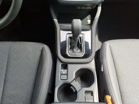 Used 2025 Subaru Forester Premium AWD/4WD image 23