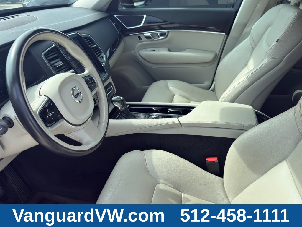Used 2018 Volvo XC90 T6 Momentum w/ Convenience Package AWD/4WD image 12
