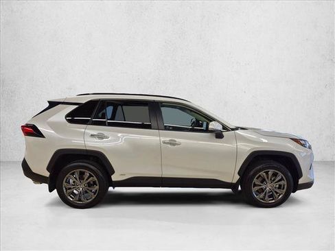 Used 2025 Toyota RAV4 Limited w/ Advanced Technology Package AWD/4WD image 4
