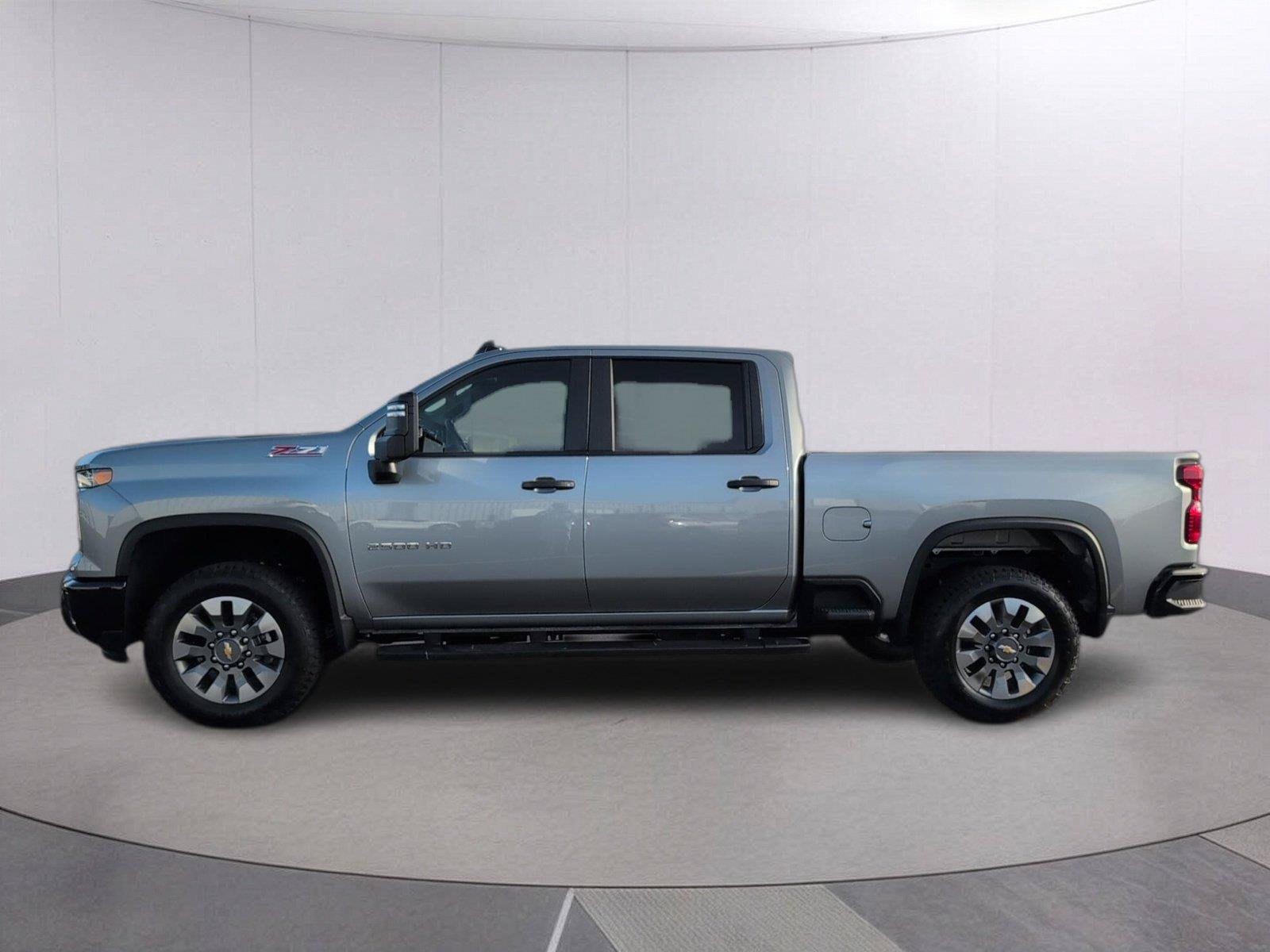 New 2026 Chevrolet Silverado 2500 Custom w/ Custom Value Package AWD/4WD image 6