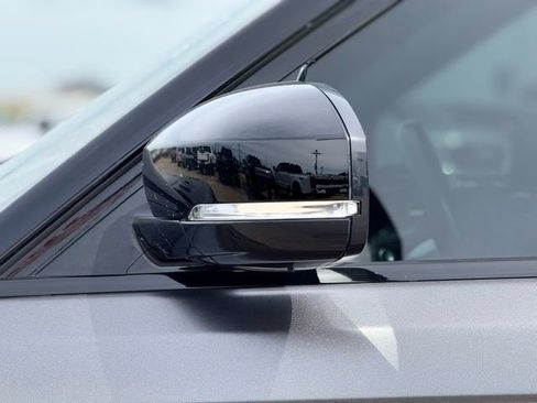 Used 2019 Land Rover Range Rover Sport HSE image 10