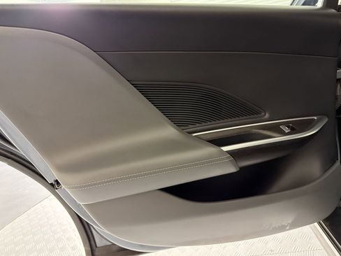 Used 2023 Lucid Air Pure RWD image 33