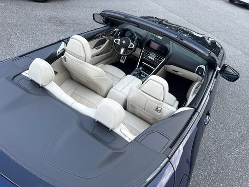 Used 2022 BMW 840i xDrive Convertible AWD/4WD image 12
