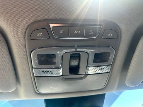 Used 2022 Kia Telluride S AWD/4WD image 34