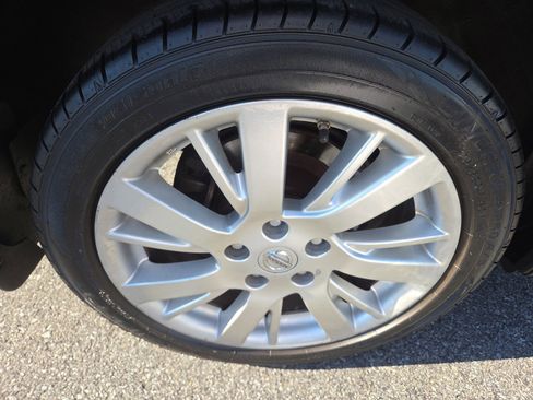 Used 2015 Nissan Sentra SL w/ Protection Package image 10