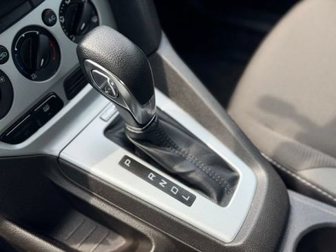 Used 2013 Ford Focus SE FWD image 14