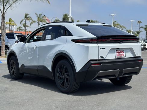 New 2026 Toyota C-HR AWD/4WD image 12