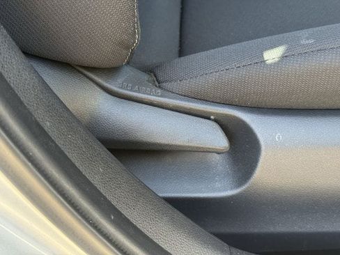 Used 2025 Toyota Corolla LE FWD image 28