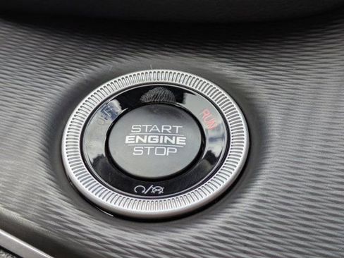 New 2025 Jeep Grand Cherokee L Altitude image 25