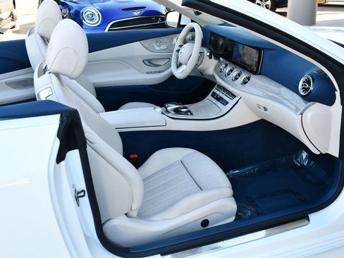 Used 2023 Mercedes-Benz E 450 4MATIC Cabriolet image 62