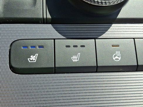 Used 2025 Hyundai Palisade Calligraphy image 20