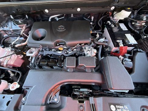 Certified 2025 Toyota RAV4 XLE w/ Convenience Package FWD image 18