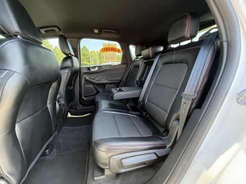 Used 2023 Ford Escape ST-Line w/ Tech Pack #1 AWD/4WD image 22