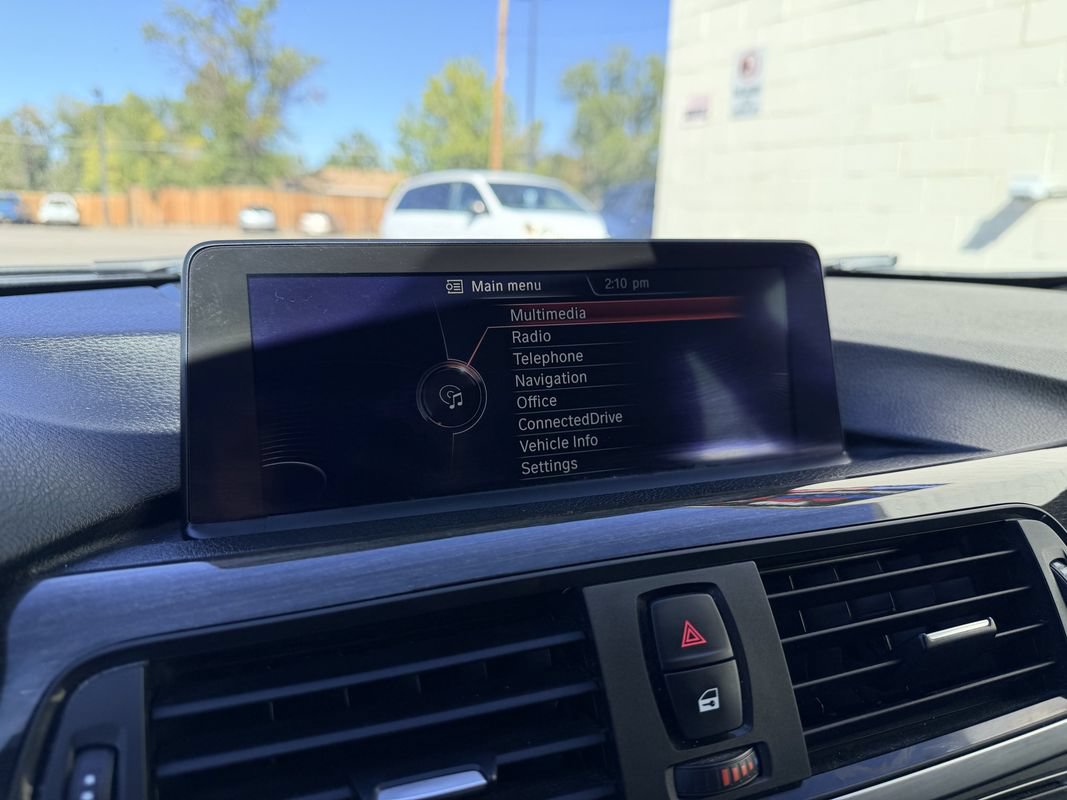 Used 2014 BMW 328i xDrive Wagon AWD/4WD image 17