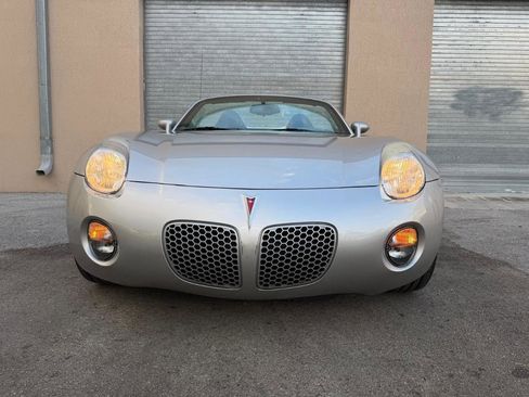 Used 2009 Pontiac Solstice Convertible w/ Premium Package image 7