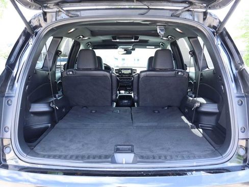 Used 2021 Honda Pilot Black Edition image 19