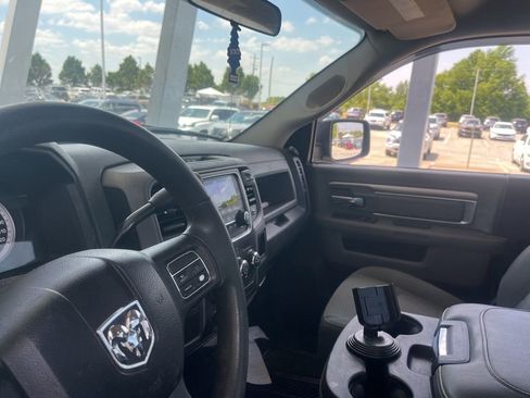 Used 2013 RAM 1500 Express image 10